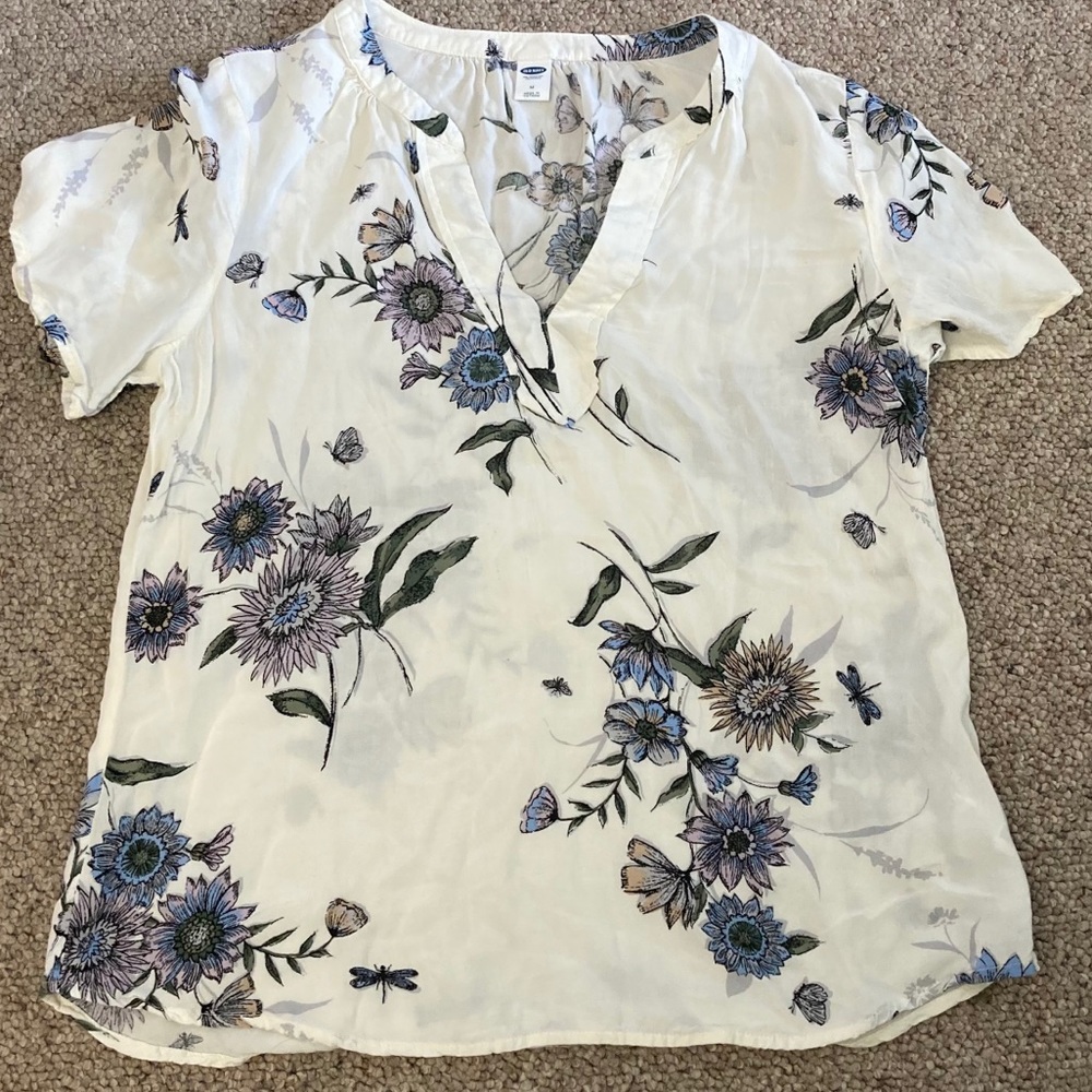 Old Navy Floral V-Neck Blouse Size Medium